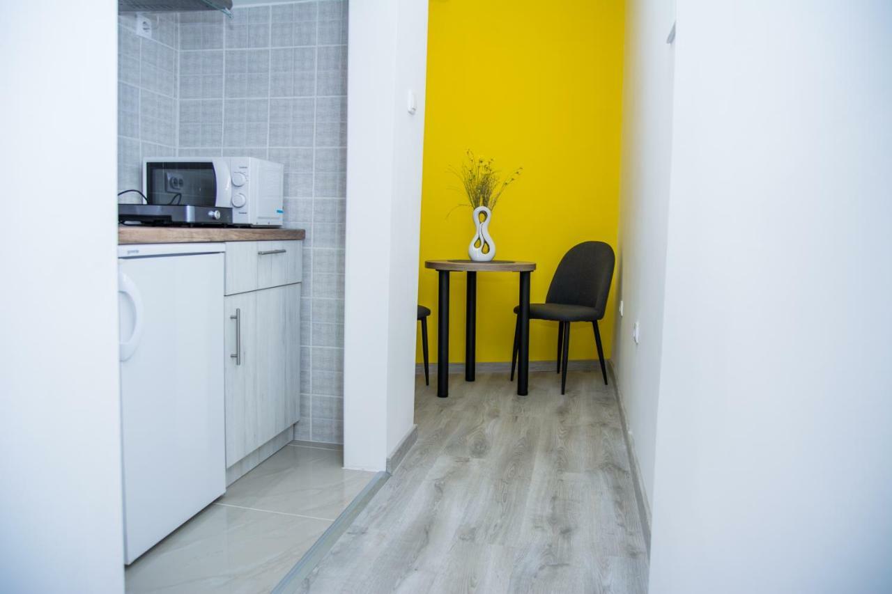 Apartment Studio Teo - Near Everywhere You Want To Be Subotica Eksteriør billede